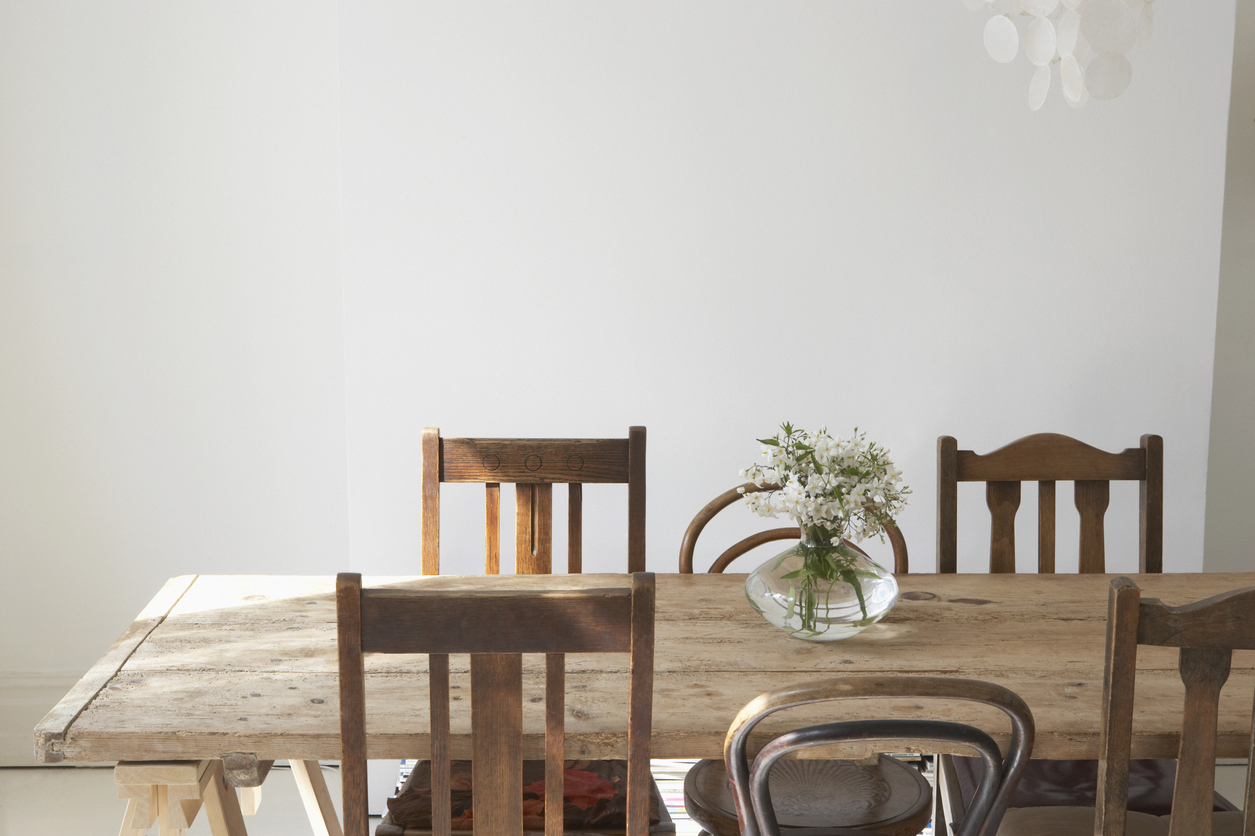 3 Helpful Methods for Cleaning Your Wooden Furniture