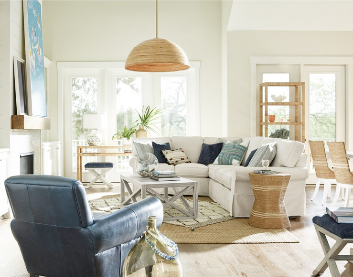 Sofa and chairs with natural accents