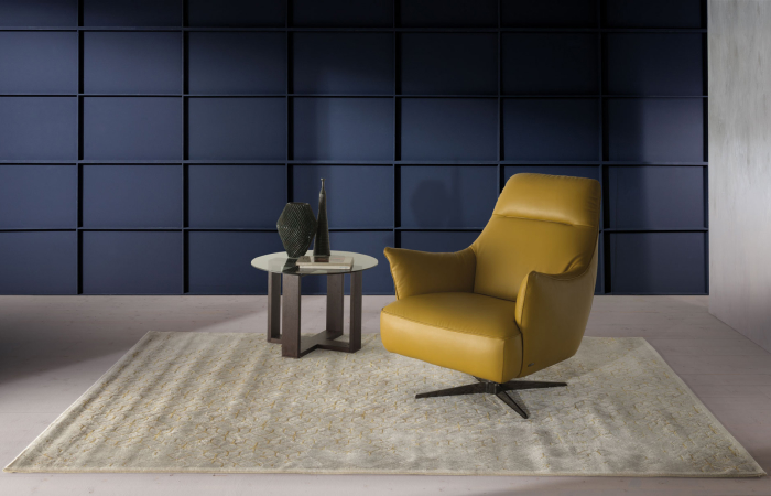 Natuzzi Calma Swivel Chair