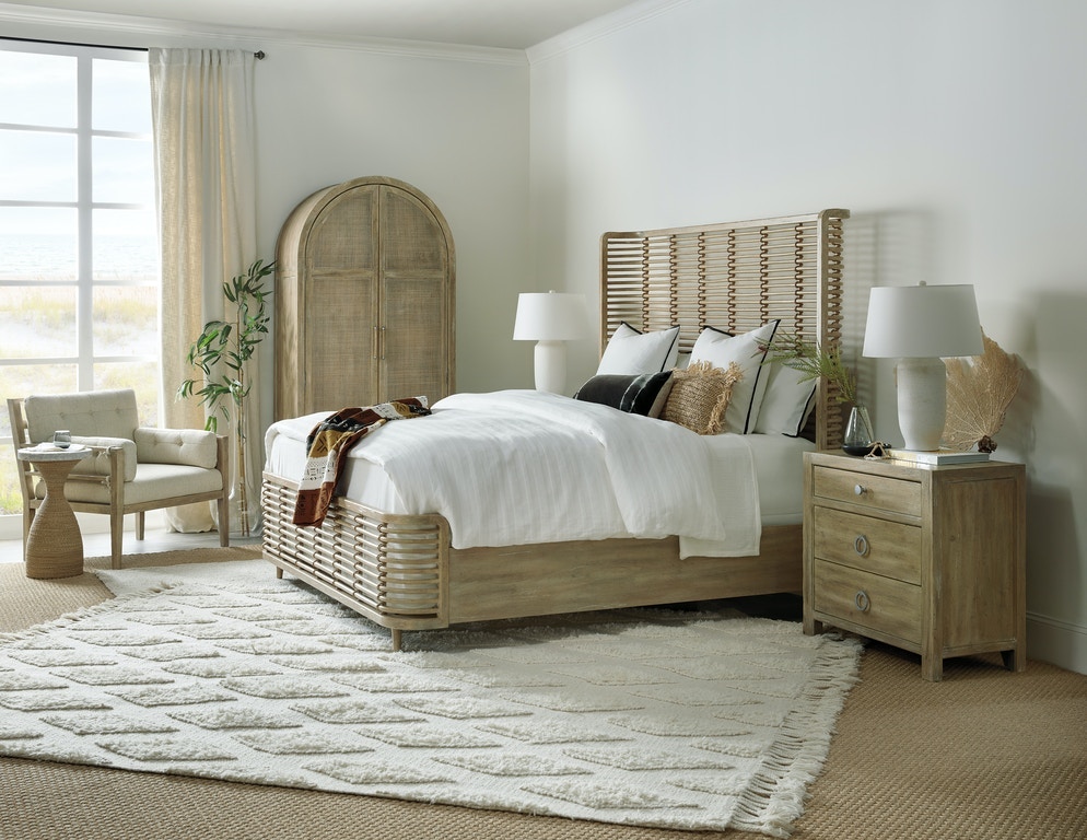 Queen Rattan Bed